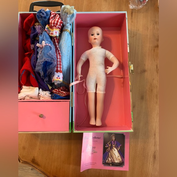 Paradise Galleries Porcelain Princess-for-a-Day Doll (vintage) - Picture 1 of 10